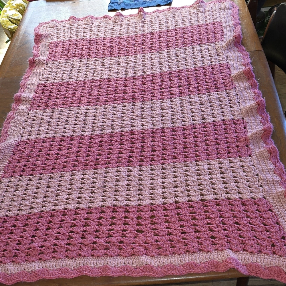 Vintage Crochet Pink on Pink Blanket Throw Handmade Wonderfulness 35 x 53 inches - Picture 10 of 11